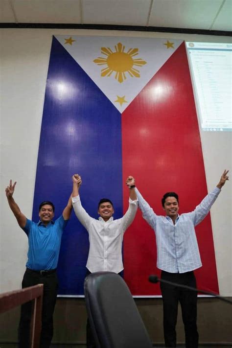 miguel luis villafuerte|Villafuertes on top; Andayas, Alfelors fall as poll dust .